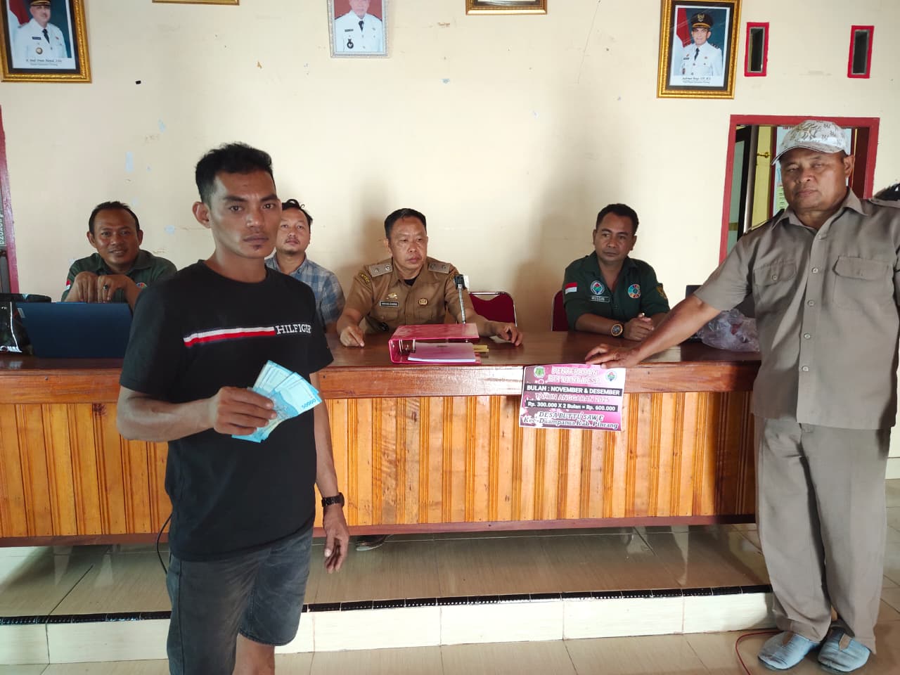 penyaluran-bantuan-langsung-tunai-dana-desa-blt-dd-bulan-november-desember